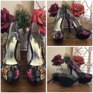 Carlos Santana High Heels